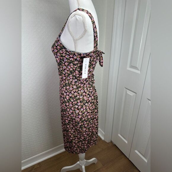 Gilli Sleeveless Back Tie Ditsy Mini Dress Size Small - Picture 5 of 10